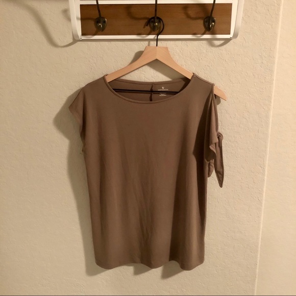 Worthington Tops - Worthington Taupe Cap Sleeve Medium Blouse